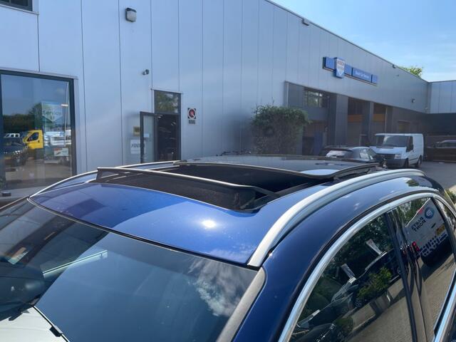 BMW 2-SERIE ACTIVE TOUR. 220I Cent. High Executive - schuif/kantel dak - leer - camera