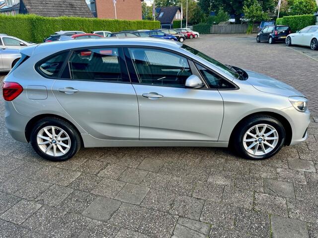 BMW 2-SERIE ACTIVE TOUR. 216I ESSENTIAL NETTE AUTO.