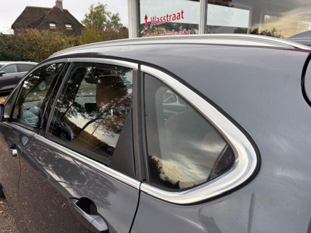 BMW 2-SERIE ACTIVE TOUR. 218i Centennial High Exe, M-pakket, HeadUp, Leer