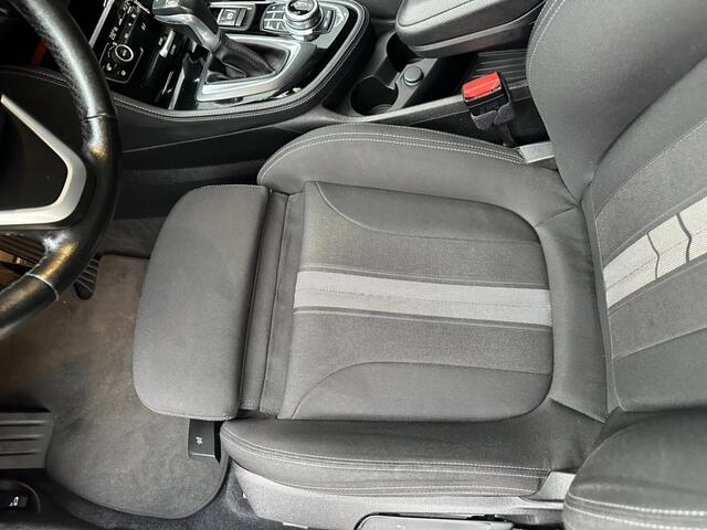 BMW 2-SERIE ACTIVE TOUR. 218i Centennial Automaat