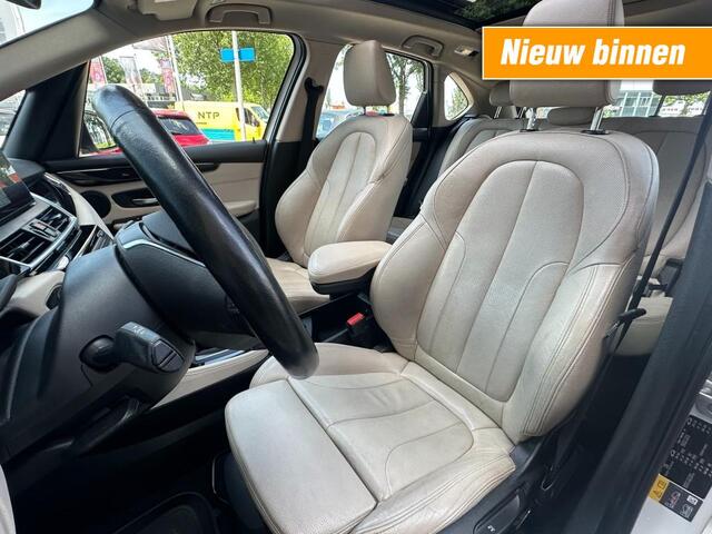 BMW 2-SERIE ACTIVE TOUR. 225XE High Exec. / Dealer ond. / Pano