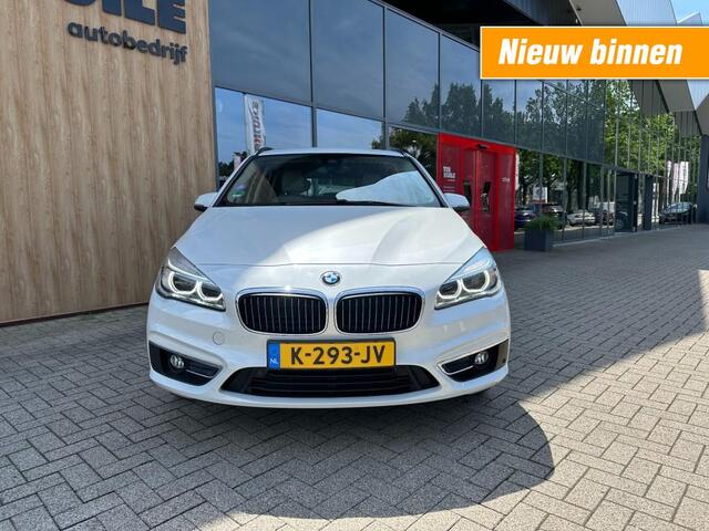 BMW 2-SERIE ACTIVE TOUR. 225XE High Exec. / Dealer ond. / Pano