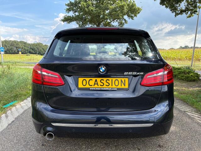 BMW 2-SERIE ACTIVE TOUR. 225XE / HIGH EXECUTIVE / 1E EIGENAAR / NETTE