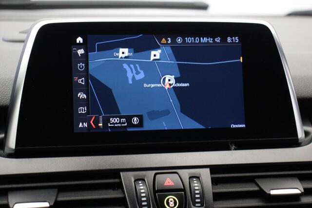 BMW 2-SERIE ACTIVE TOUR. 218i High Executive Automaat - Navi, Cruise, Clima, Stoelverw. Leer, Harman/Kardon
