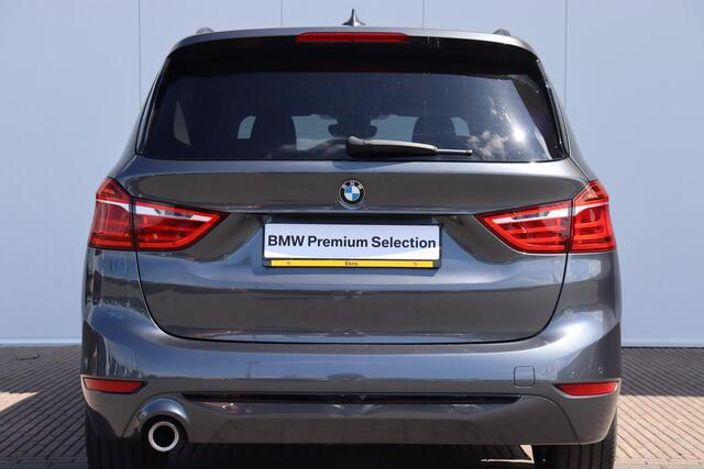 BMW 2-SERIE GRAN TOURER 216i 7p. | High Executive Sportline / trekhaak / Head Up Display / Extra Getint Glas / 17 '' /