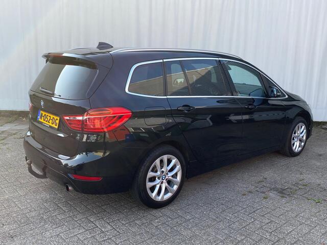 BMW 2-SERIE GRAN TOURER 220i Aut. /leder / trekhaak/ hifi-sp.