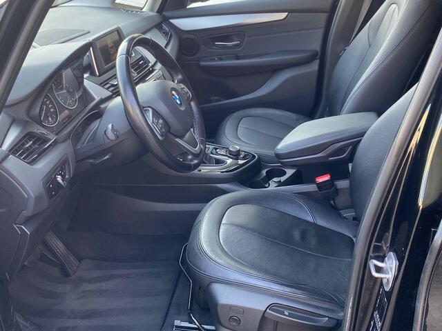 BMW 2-SERIE GRAN TOURER 220i Aut. /leder / trekhaak/ hifi-sp.