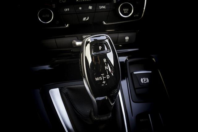 BMW 2-SERIE GRAN TOURER 220i 180 Pk Automaat Business Edition I Head Up Display I Navi I LED I 17 inch. LMV