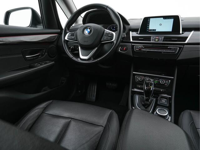 BMW 2-SERIE GRAN TOURER 220d High Executive Luxury-Line M-Aerodynamica Aut. *NAVI-FULLMAP | DAKOTA-FULL-LEATHER| FULL-LED | CAMERA | KEYLESS | HIFI-SOUND | ECC | PDC | CRUISE | AMBIENT-LIGHT | COMFORT-SEATS | TOWBAR | 18''ALU*