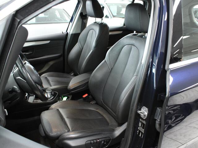 BMW 2-SERIE GRAN TOURER 218i Centennial High Executive NL AUTO | LEDER | PD VOOR ACHTER | STOELVERW | HEAD UP!