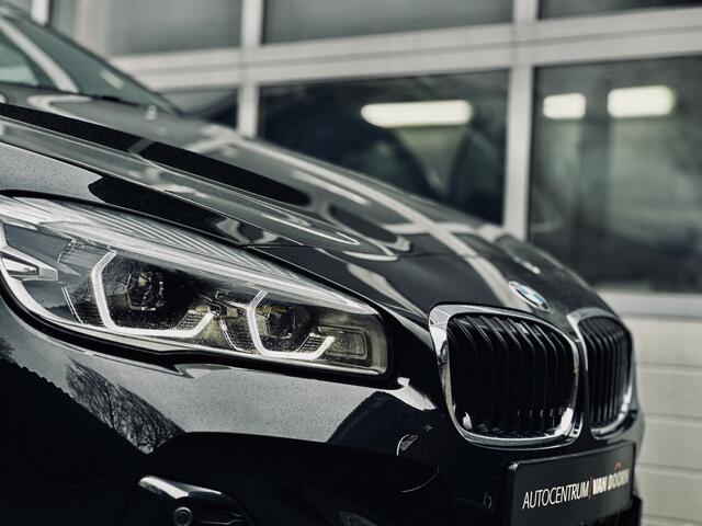 BMW 2-SERIE GRAN TOURER 218i | Automaat | 7 persoons | High Executive | Panodak | Leer | Stoelverwarming | Trekhaak |