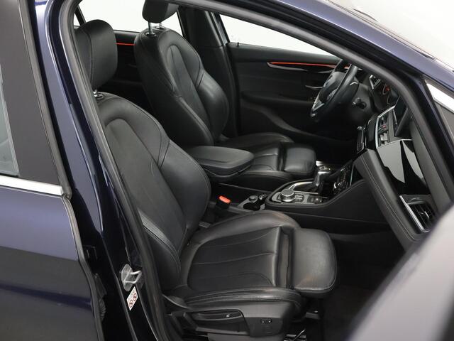 BMW 2-SERIE GRAN TOURER 218i 7p. Corporate Lease High Executive | Sportline | Sportstoelen | Groot Navigatie | Stoelverwarming | LED | HUD | Camera | Ele. kofferdeksel | Climate Control | Cruise Control | 7-Zitplaatsen |
