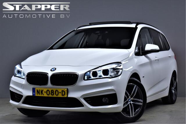 BMW 2-SERIE GRAN TOURER 218i 136pk High Executive Sportline Pano/Trekhaak/Navi/Led/Leer/Stoelverw./Sportstoelen/Lmv17''