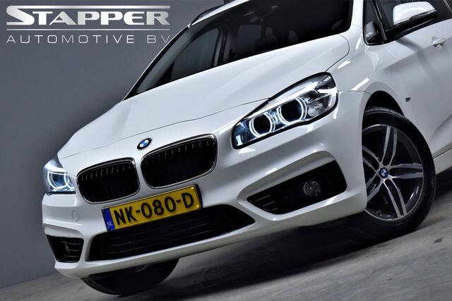 BMW 2-SERIE GRAN TOURER 218i 136pk High Executive Sportline Pano/Trekhaak/Navi/Led/Leer/Stoelverw./Sportstoelen/Lmv17''