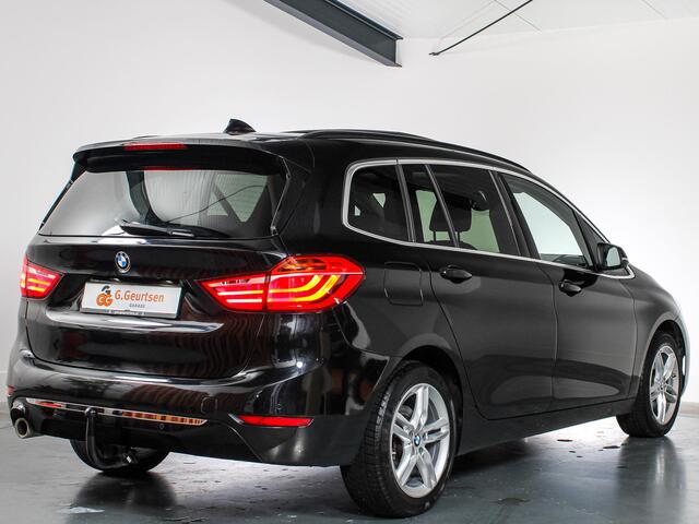 BMW 2-SERIE GRAN TOURER 218i High Executive Edition, 7-persoons, Automaat, LED, Volleder, Panoramadak, Trekhaak!