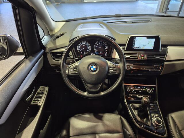 BMW 2-SERIE GRAN TOURER 216i Corporate Lease High Executive Volleder | Sensoren | Navi | Dealeronderhouden