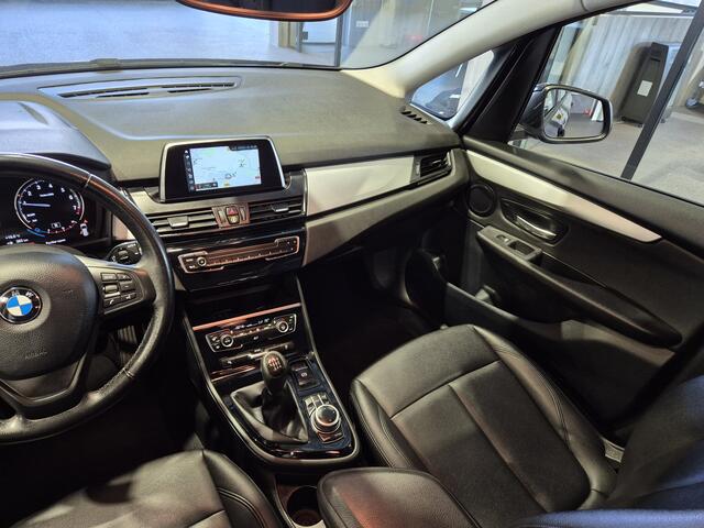 BMW 2-SERIE GRAN TOURER 216i Corporate Lease High Executive Volleder | Sensoren | Navi | Dealeronderhouden