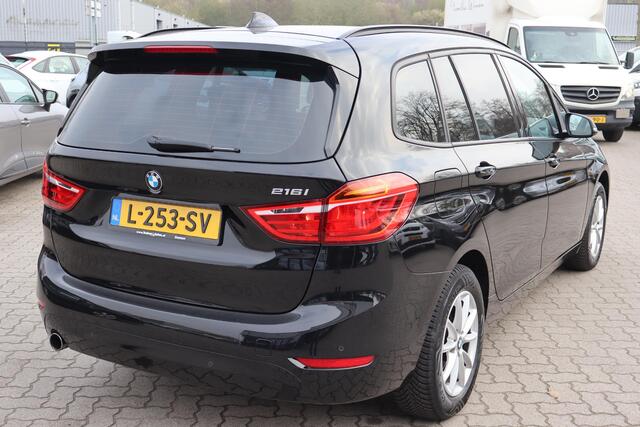 BMW 2-SERIE GRAN TOURER 216i 7p. Executive Stoelverwarming, Lichtmetalen wielen, Cruise control, Elektrische ramen