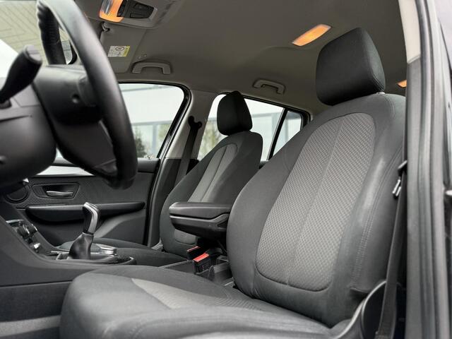 BMW 2-SERIE GRAN TOURER 216i Business Edition | Navigatie | HUD | PDC |