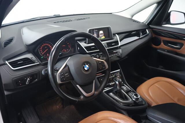 BMW 2-SERIE GRAN TOURER 218i Cent.Exec. 7p. | Leder | Xenon | Parelmoer | Automaat