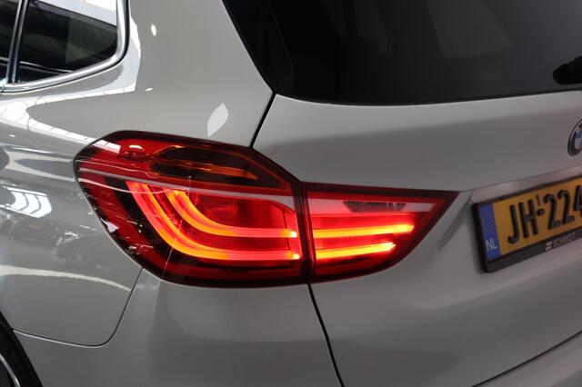 BMW 2-SERIE GRAN TOURER 218i Cent.Exec. 7p. | Leder | Xenon | Parelmoer | Automaat