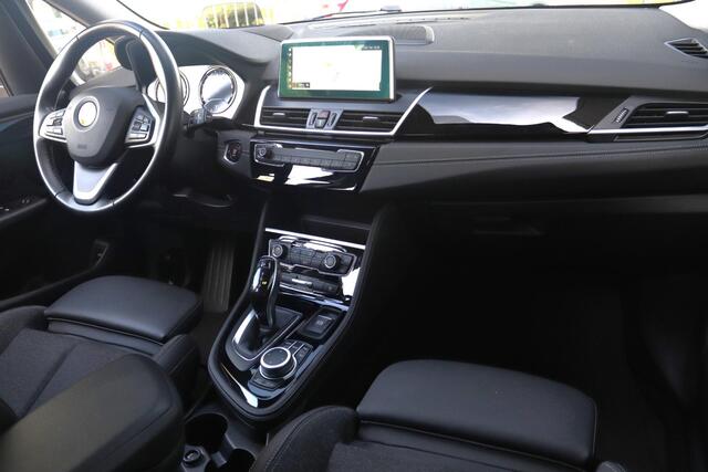 BMW 2-SERIE GRAN TOURER 218i 7p. EXECUTIVE EDITION AUT. | LED | AFN. TREKH. | HUD | CAMERA | CRUISE |