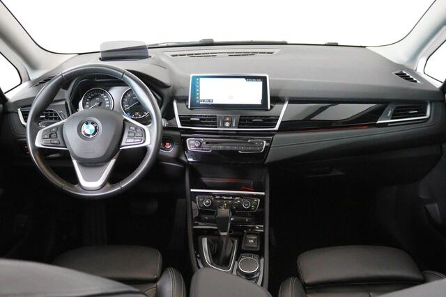 BMW 2-SERIE GRAN TOURER 218i High Executive 7-Persoons, Sportline, Panoramadak, Volleder, HUD, Grote Navi.