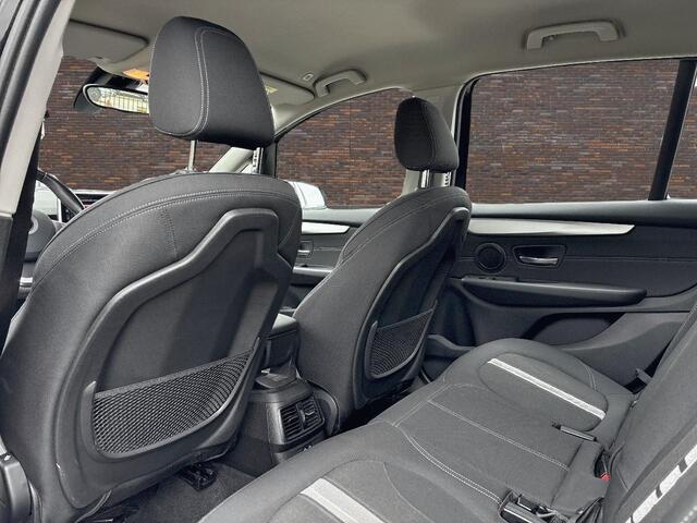 BMW 2-SERIE GRAN TOURER 216d ECC SPORTSTOELEN NAVIGATIE