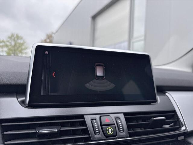 BMW 2-SERIE GRAN TOURER 216d ECC SPORTSTOELEN NAVIGATIE