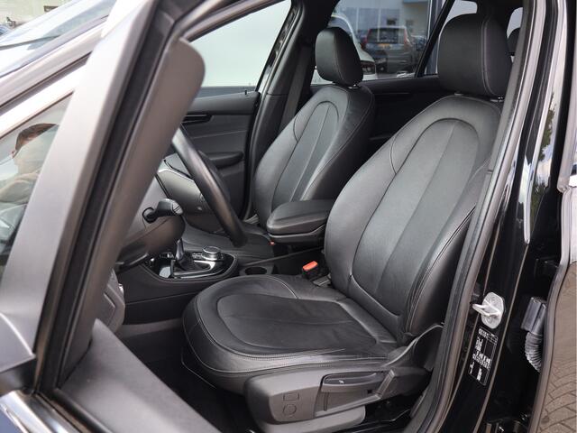 BMW 2-SERIE GRAN TOURER 218i 7p. High Executive Automaat *HUD*Cam*Luxury*Leder*Haak*