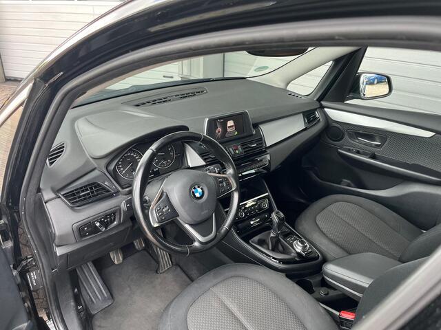 BMW 2-SERIE GRAN TOURER 218i Essential 7-Persoons,