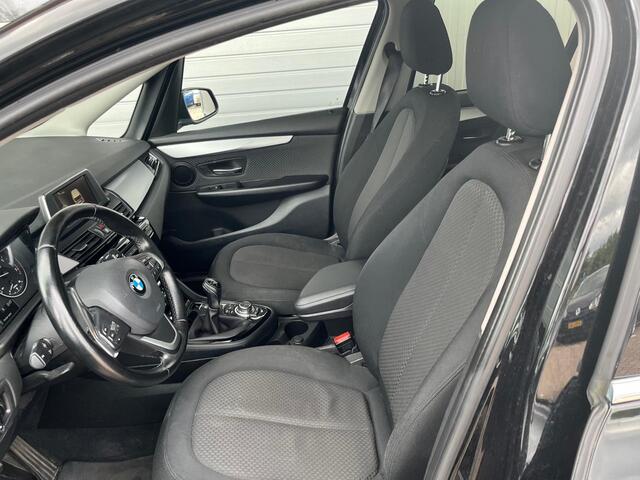 BMW 2-SERIE GRAN TOURER 218i Essential 7-Persoons,