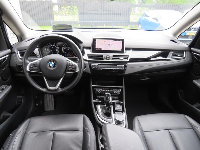 BMW 2-SERIE GRAN TOURER 218i Automaat Executive leder/navi/17"LM /clima/cruise/PDC