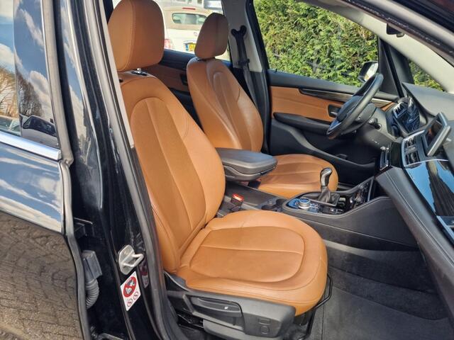 BMW 2-SERIE GRAN TOURER 216i Executive, Luxury, Leder, xenon