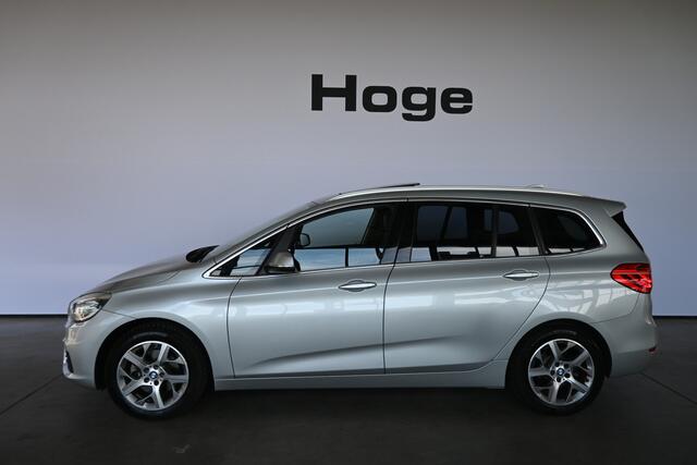 BMW 2-SERIE GRAN TOURER 218i Sport 7 Persoons Clima Panoramadak Navigatie Head Up Rijklaarprijs Inruil Mogelijk!