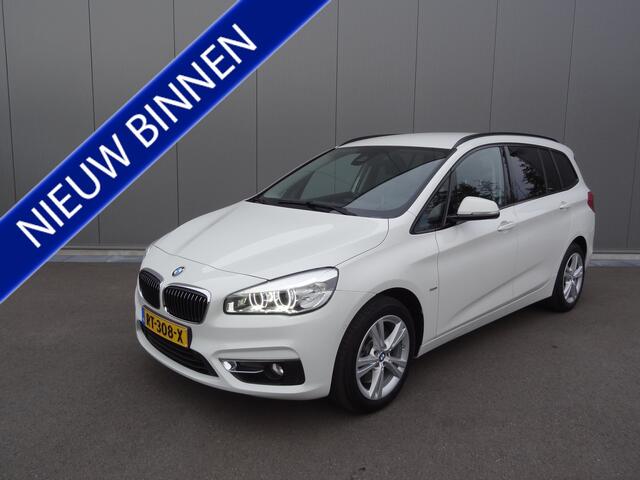 BMW 2-SERIE GRAN TOURER 220i 7p. | 192 PK | LEDER | HEAD UP | NL-AUTO | NAP !!