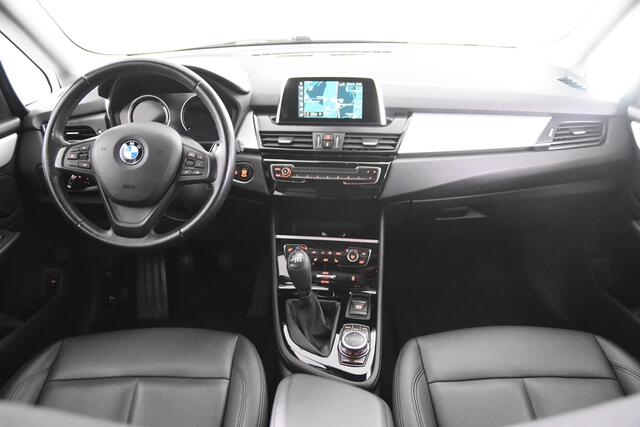 BMW 2-SERIE GRAN TOURER 218i High Executive *Leer*Navigatie*Parkassist*Stoelverwarming*