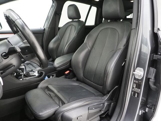 BMW 2-SERIE GRAN TOURER 218i 7p. M-Sport High Executive | Panoramadak | Head Up | Trekhaak | Leder | Camera | LED | DAB