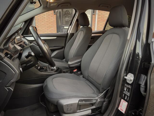 BMW 2-SERIE GRAN TOURER 216D NAVI AIRCO LED LMV PDC