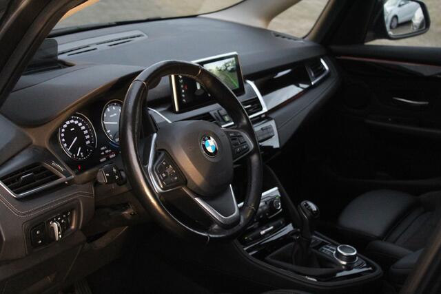 BMW 2-SERIE GRAN TOURER 218i Executive Edition PANO