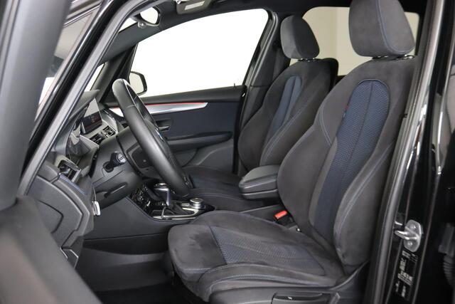 BMW 2-SERIE GRAN TOURER 218i M-Sport, 7-Persoons, Head-Up, Navigatie, Keyless,