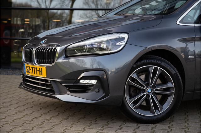 BMW 2-SERIE GRAN TOURER 218i 7p. Executive Launch Edition , Trekhaak, Achteruitrijcamera,