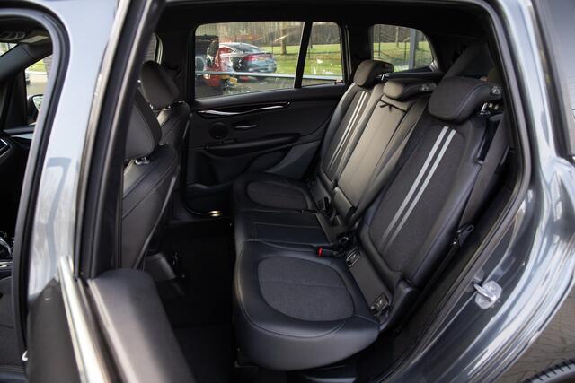 BMW 2-SERIE GRAN TOURER 218i 7p. Executive Launch Edition , Trekhaak, Achteruitrijcamera,