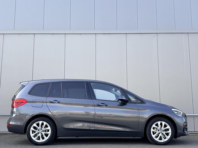 BMW 2-SERIE GRAN TOURER 216i 7persoons - airco - navi - cruise - trekhaak -