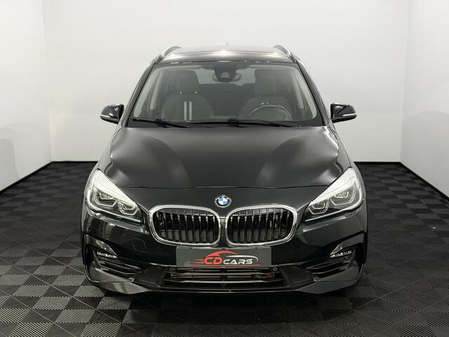 BMW 2-SERIE GRAN TOURER 216i 7p. High Executive Camera, Half leder, Navi, Memory stoelen, Elektrische achterklep, Keyless start, Stoelverwarming
