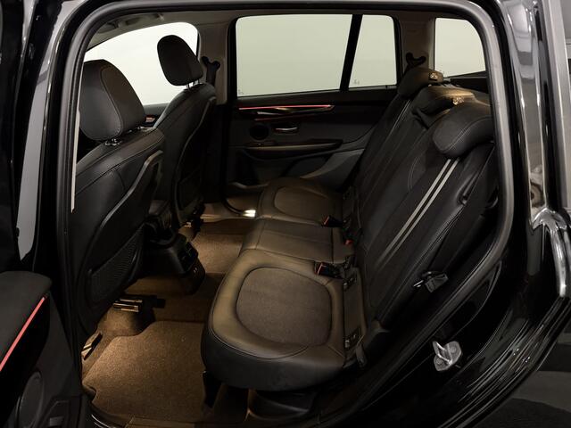 BMW 2-SERIE GRAN TOURER 216i 7p. High Executive Camera, Half leder, Navi, Memory stoelen, Elektrische achterklep, Keyless start, Stoelverwarming
