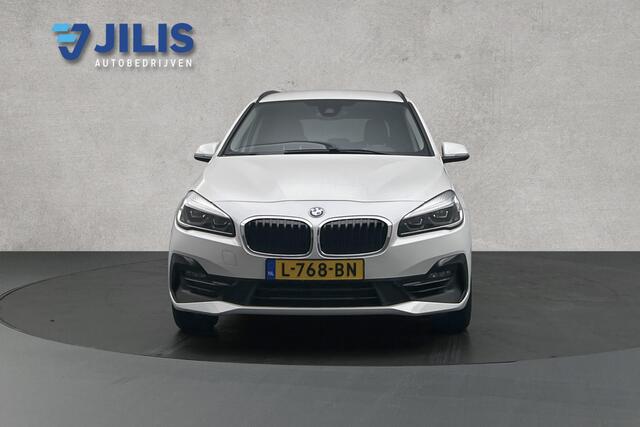 BMW 2-SERIE GRAN TOURER 216i | 7 persoons | Afneembare trekhaak | Half leder | LED | Navigatie | Cruise control