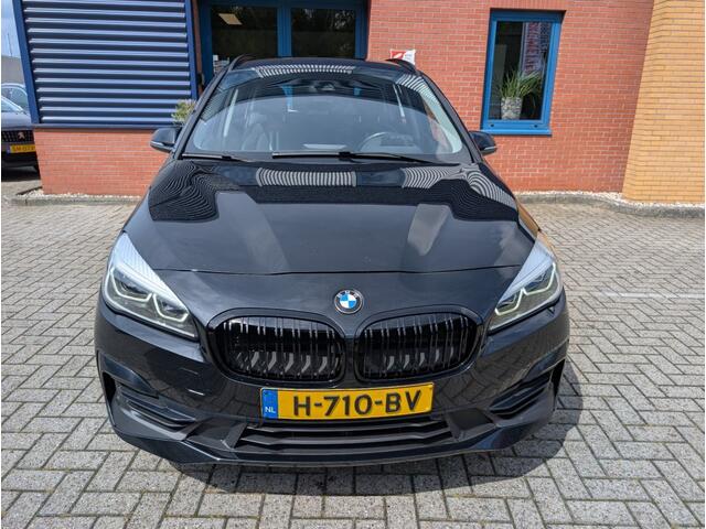 BMW 2-SERIE GRAN TOURER 218I EXECUTIVE ED.,AUTOMAAT,Trekhaak,PDC,Dealerond.Navi