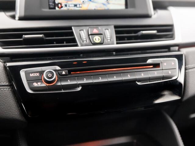 BMW 2-SERIE GRAN TOURER 220i M Sport High Executive 7 Persoons 192Pk Automaat (NAVIGATIE, M PAKKET, TREKHAAK, LEDER, SPORTSTOELEN, STOELVERWARMING, ELEK ACHTERKLEP, GETINT GLAS, NIEUWSTAAT)