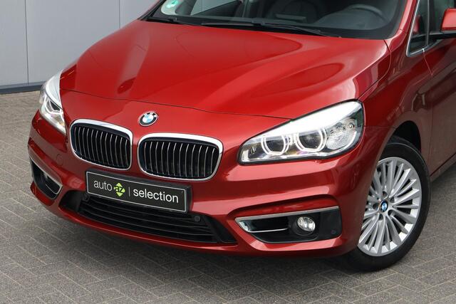 BMW 2-SERIE GRAN TOURER 218i High Executive / Camera / PDC / Stoelverwarming